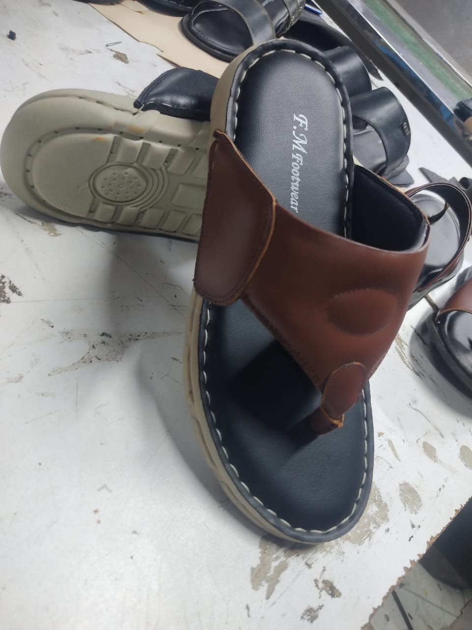 Classic Leather Brown Toe Sandal